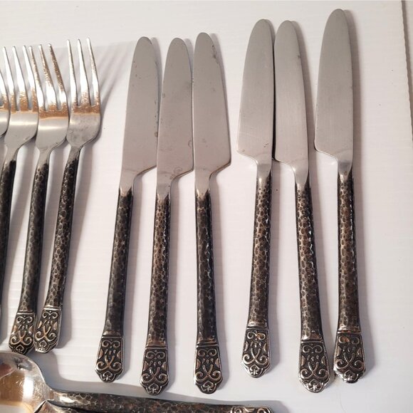 Flatware Gourmet Settings 27 Pc Avalon Barcelona 18/10 Stainless Black Hammered - Picture 5 of 9